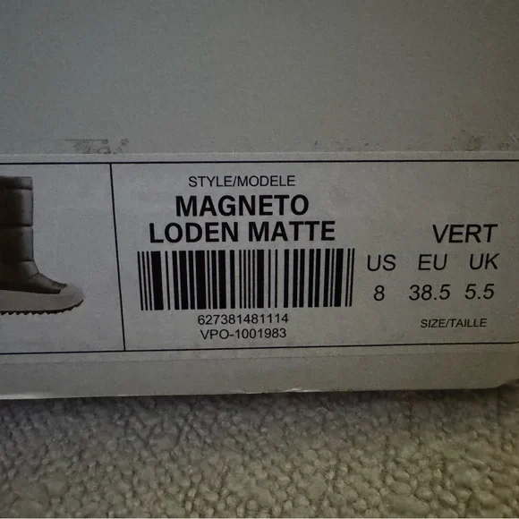 NWT Cougar Magneto Loden color snow boots~Size 8~Gorgeous boots! - Picture 16 of 16